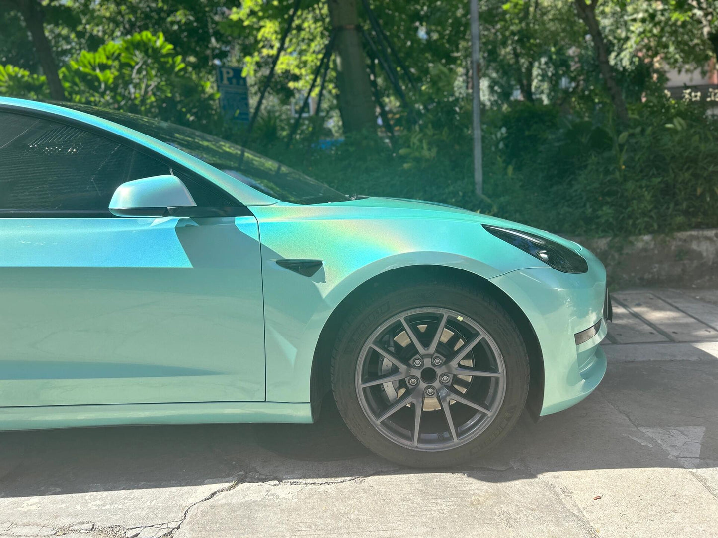 Veintone Matte Laser Tiffany Vinyl Car Wrap