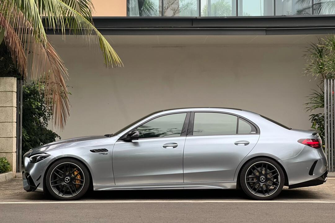 Veintone PET Liquid Grey Silver Car Film