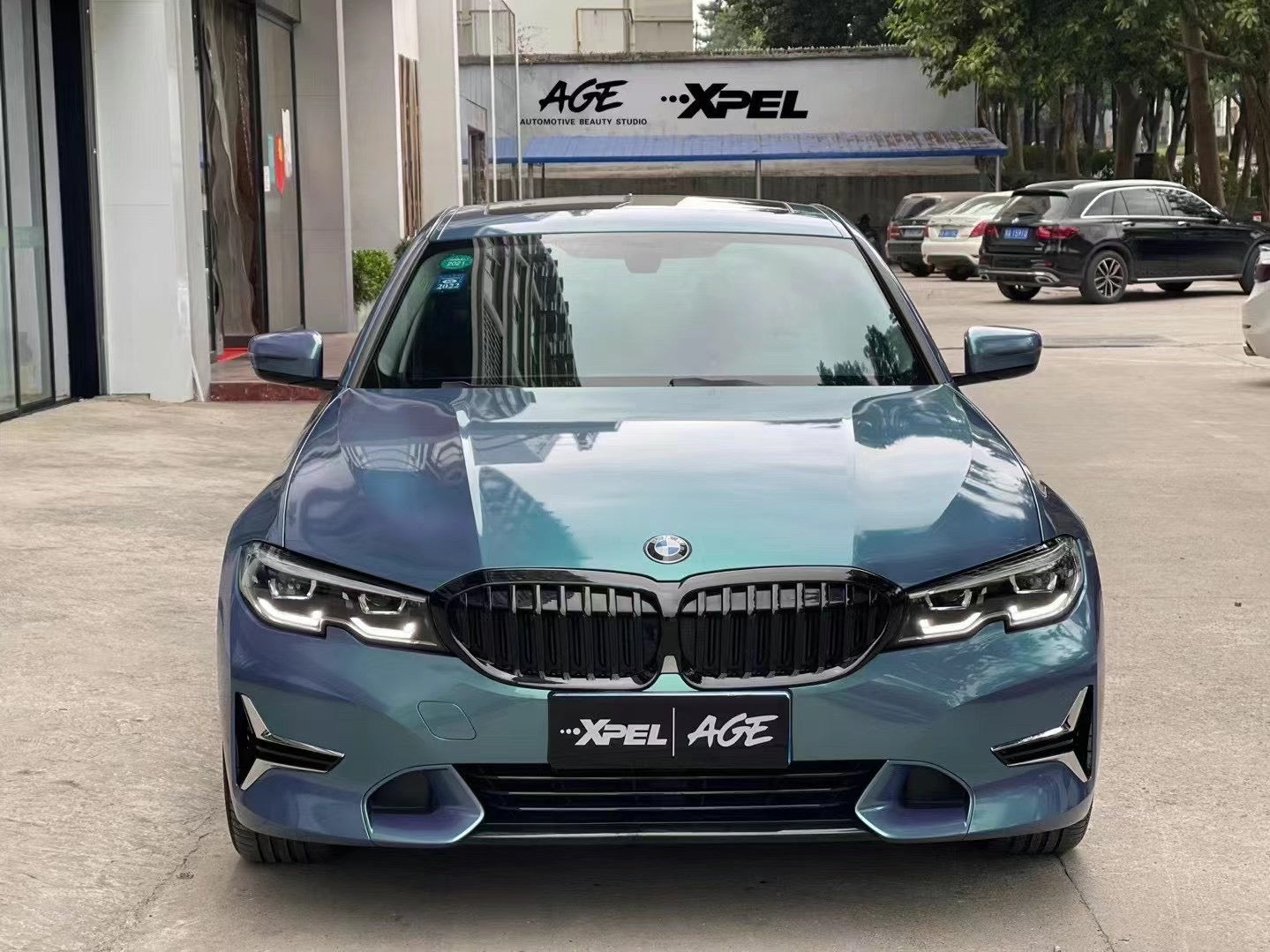 Veintone Magic Color Peacock Green Vinyl Car Wrap Dynamic Color-Shifting Peacock Green Vehicle Film for Stunning Visual Impact