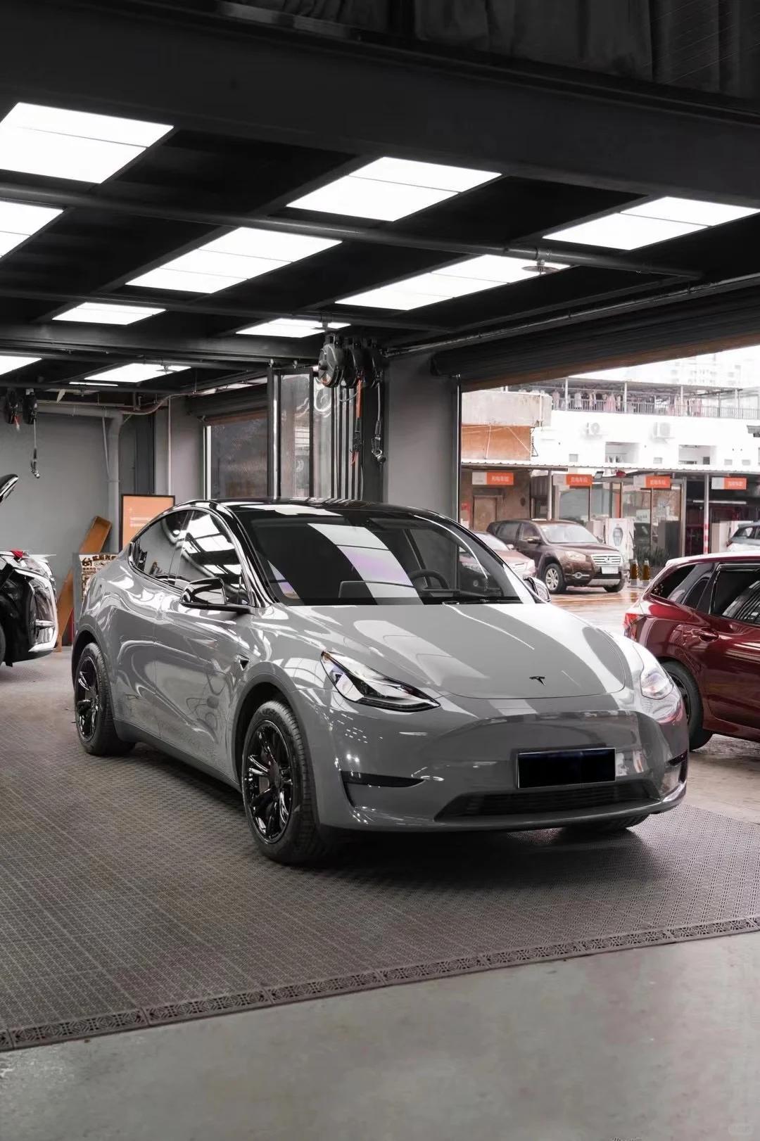Veintone TPU Bright Dark Grey Car Film PPF – High-Performance Protective Paint Protection Film in Bright Dark Grey