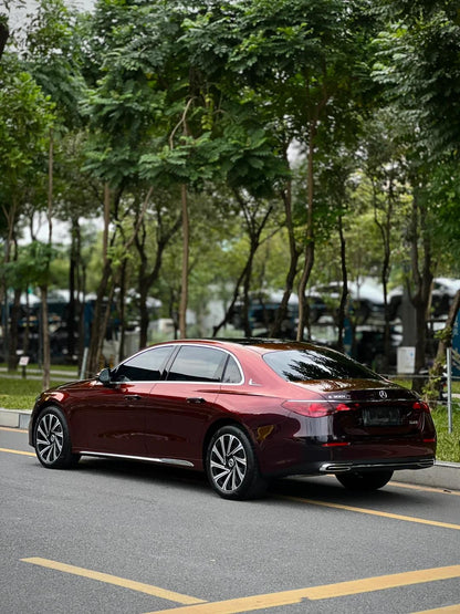 Veintone TPU Streamer Black Charming Red Car Film PPF