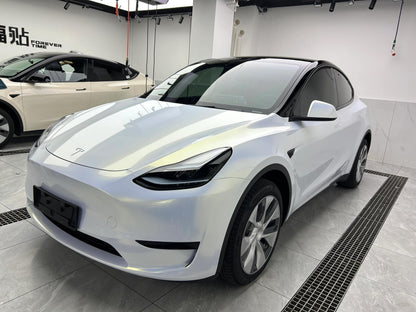 Veintone Glossy Diamond Gold White Vinyl Car Wrap – Sparkling White Wrap with Subtle Gold Flake for Luxury Automotive Styling