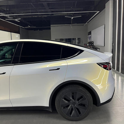 Veintone Glossy White to Gold Vinyl Car Wrap – Dynamic Color-Shifting Wrap from Pearl White to Radiant Gold