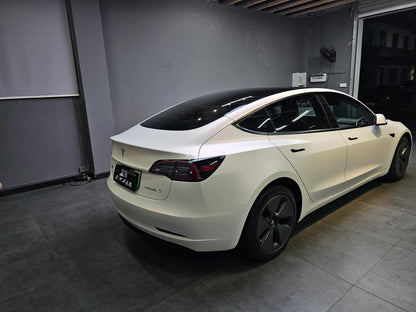 Veintone Matte White to Pink Vinyl Car Wrap – Dreamy Matte Color-Shift Wrap from Soft White to Romantic Pink