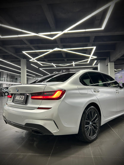 Veintone Pure Metal Silver Vinyl Car Wrap Ultra-Gloss Metallic Silver Wrap for Sleek & Professional Vehicle Finish