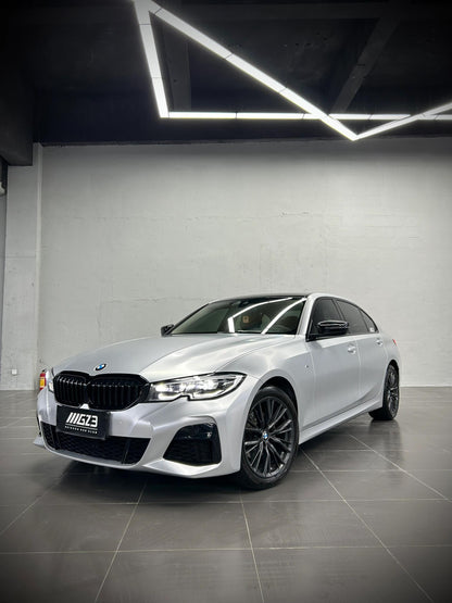 Veintone Pure Metal Silver Vinyl Car Wrap Ultra-Gloss Metallic Silver Wrap for Sleek & Professional Vehicle Finish